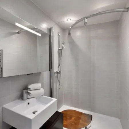 Miroir - Heliopolis D 72 Luxe By Agn -4 Personnes Lägenhet Agde